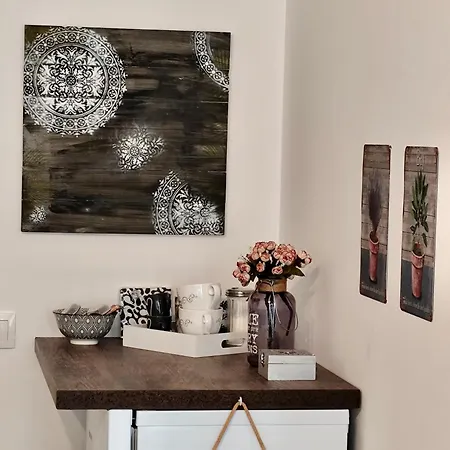 125 Apartment *